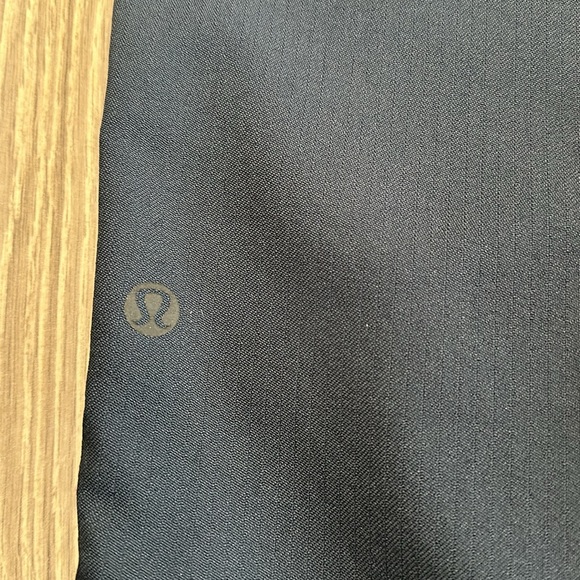 Lululemon Golf Trouser - Picture 5 of 11